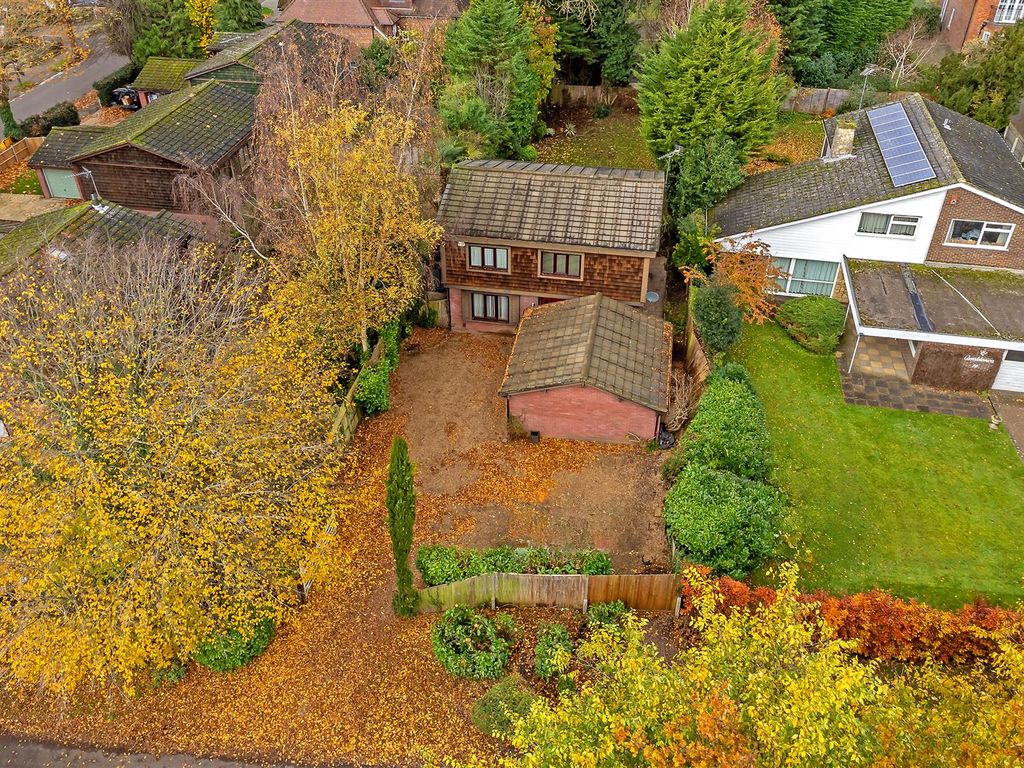 4 bed detached house for sale in Herons Way, St.Albans AL1, £950,000 Zoopla