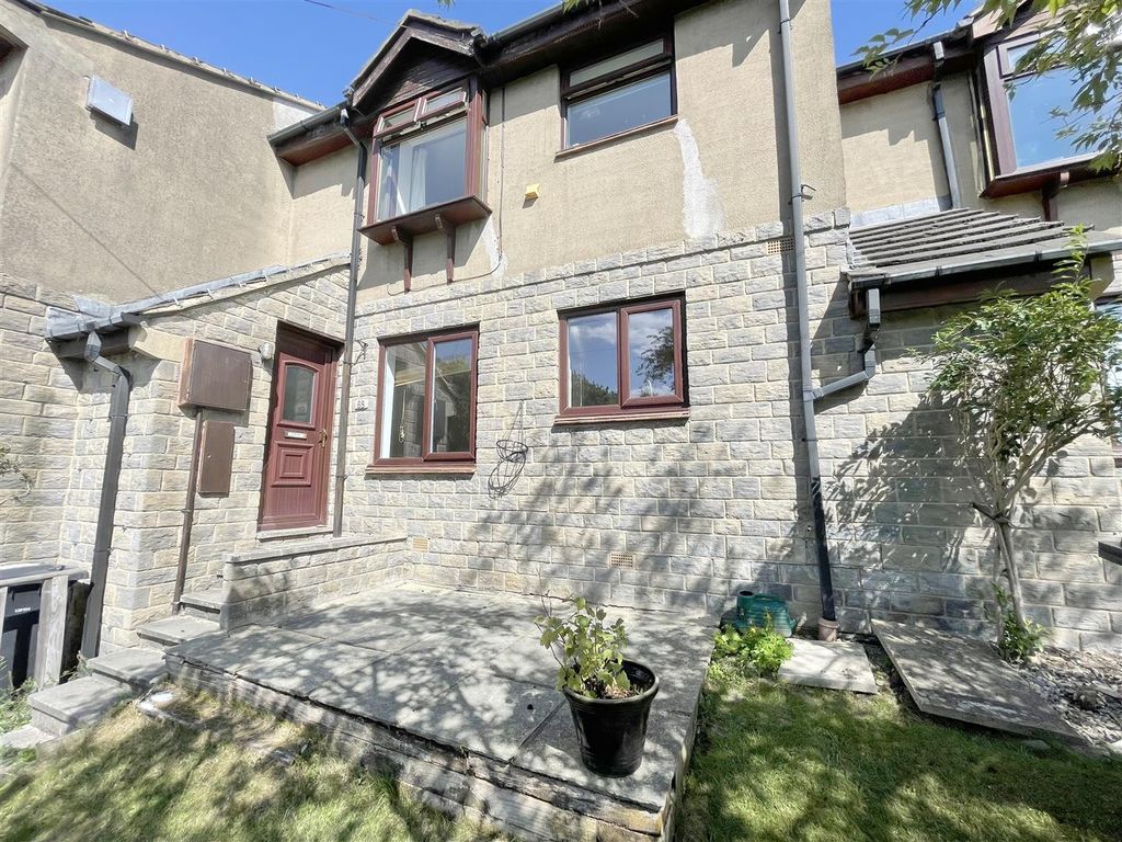 2 bed flat to rent in Oakdale Glen, Harrogate HG1, £850 pcm Zoopla