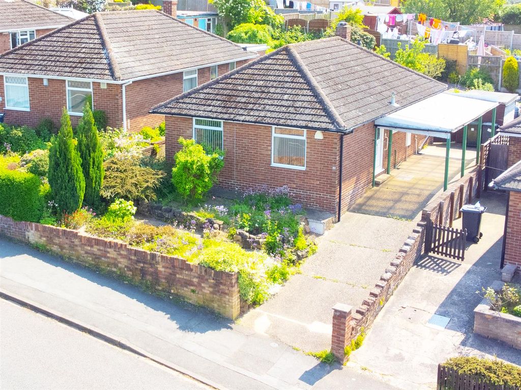 2 bed detached bungalow for sale in Darlton Drive, Arnold, Nottingham