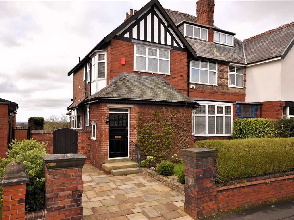 5 bed semidetached house for sale in Windsor Road, Chorley PR7, £