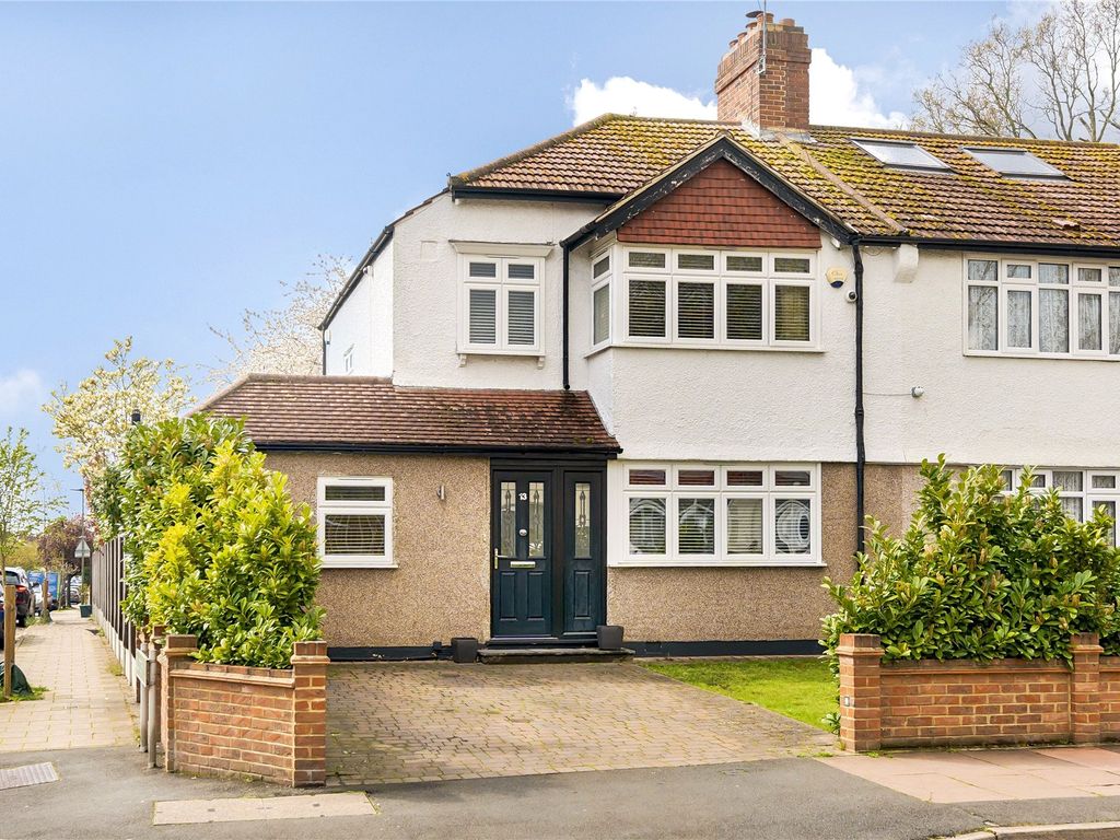 4 bed end terrace house for sale in Stanhope Grove, Beckenham BR3 Zoopla