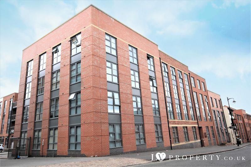 2 bed flat to rent in The Big Peg, Warstone Lane, Hockley, Birmingham