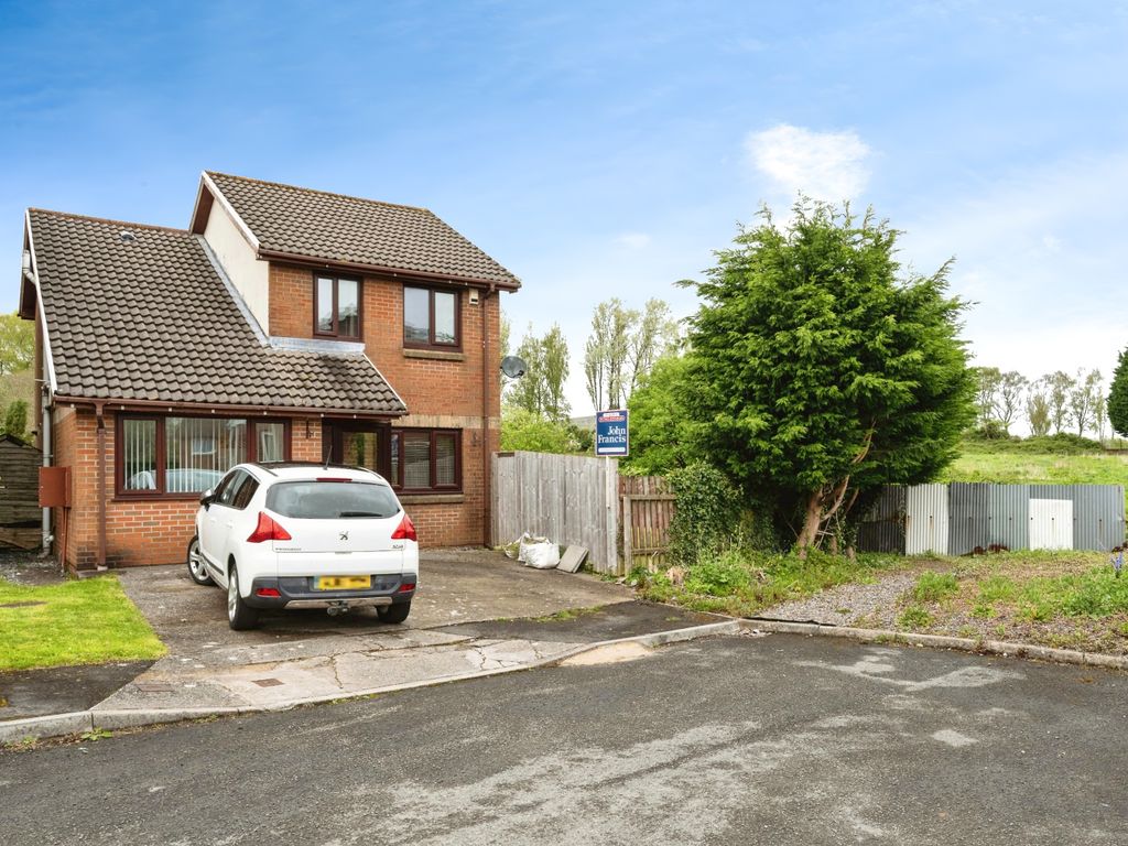 4 bed detached house for sale in Llys Dol, Morriston, Swansea SA6, £