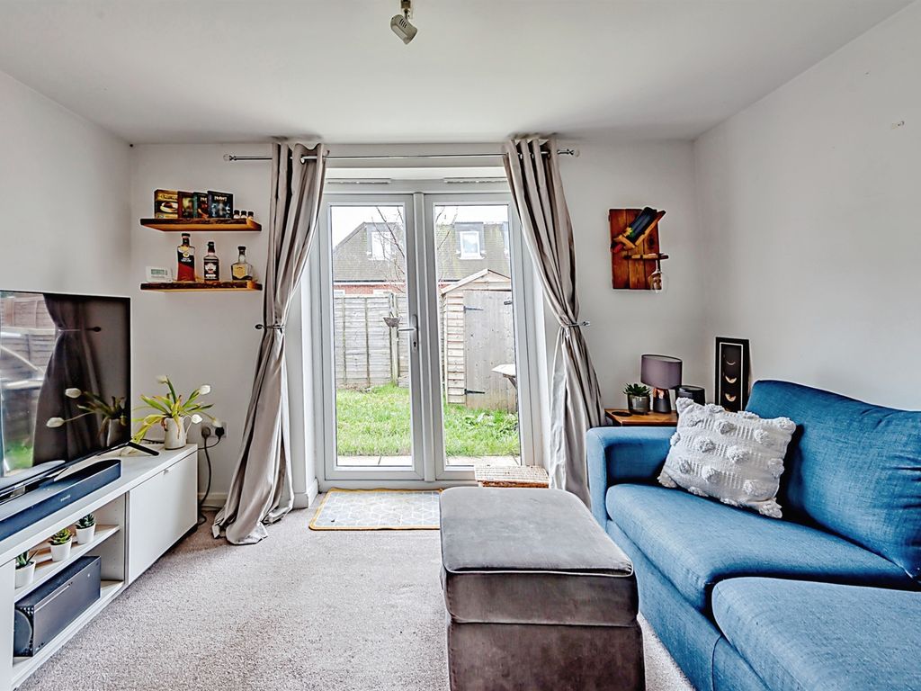 1 bed for sale in Brighton Road, Salfords, Redhill RH1 Zoopla