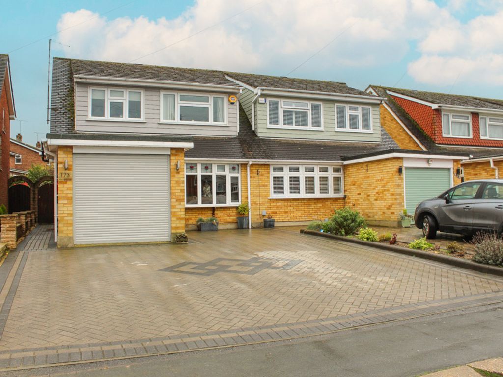 3 bed semidetached house for sale in Beauchamps Drive, Wickford SS11
