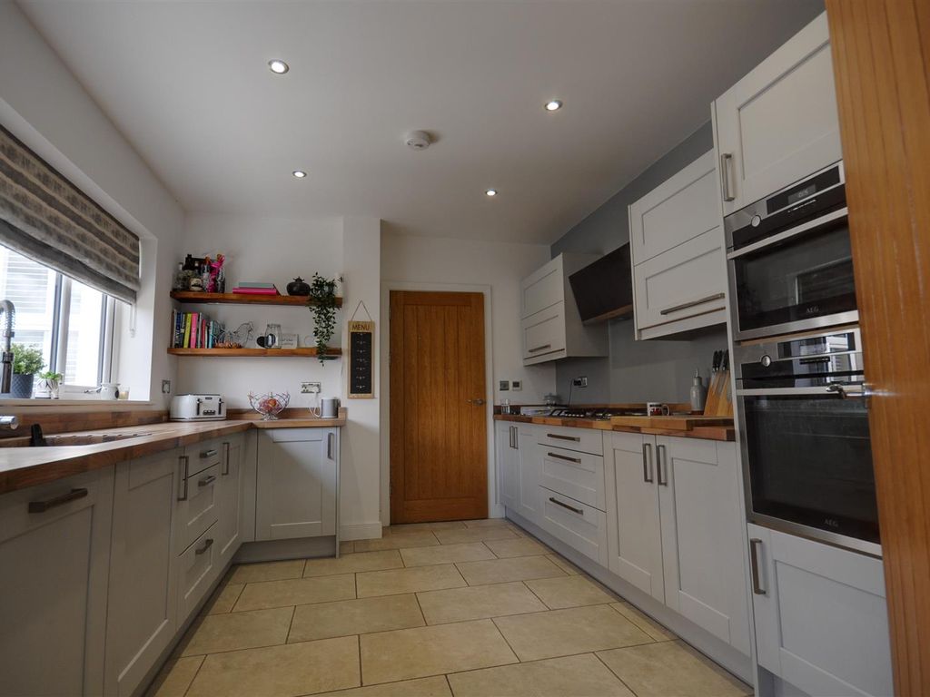 3 bed semidetached house for sale in Cross Hands Road, Gorslas, Llanelli SA14, £225,000 Zoopla