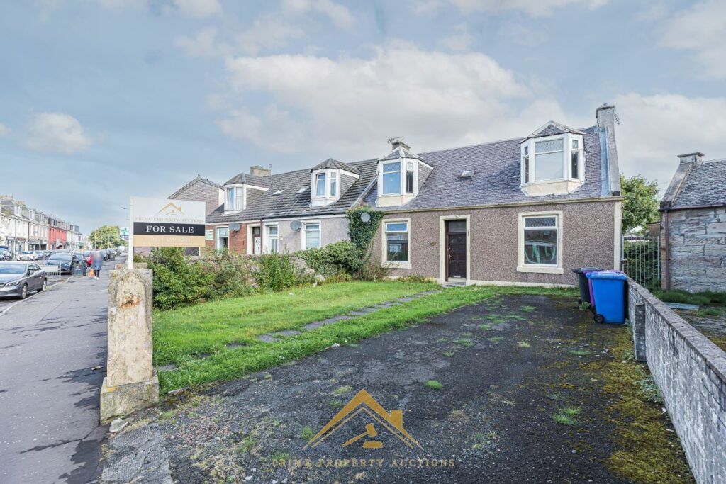 6 bed terraced house for sale in 35 Hamilton Street, Saltcoats, North