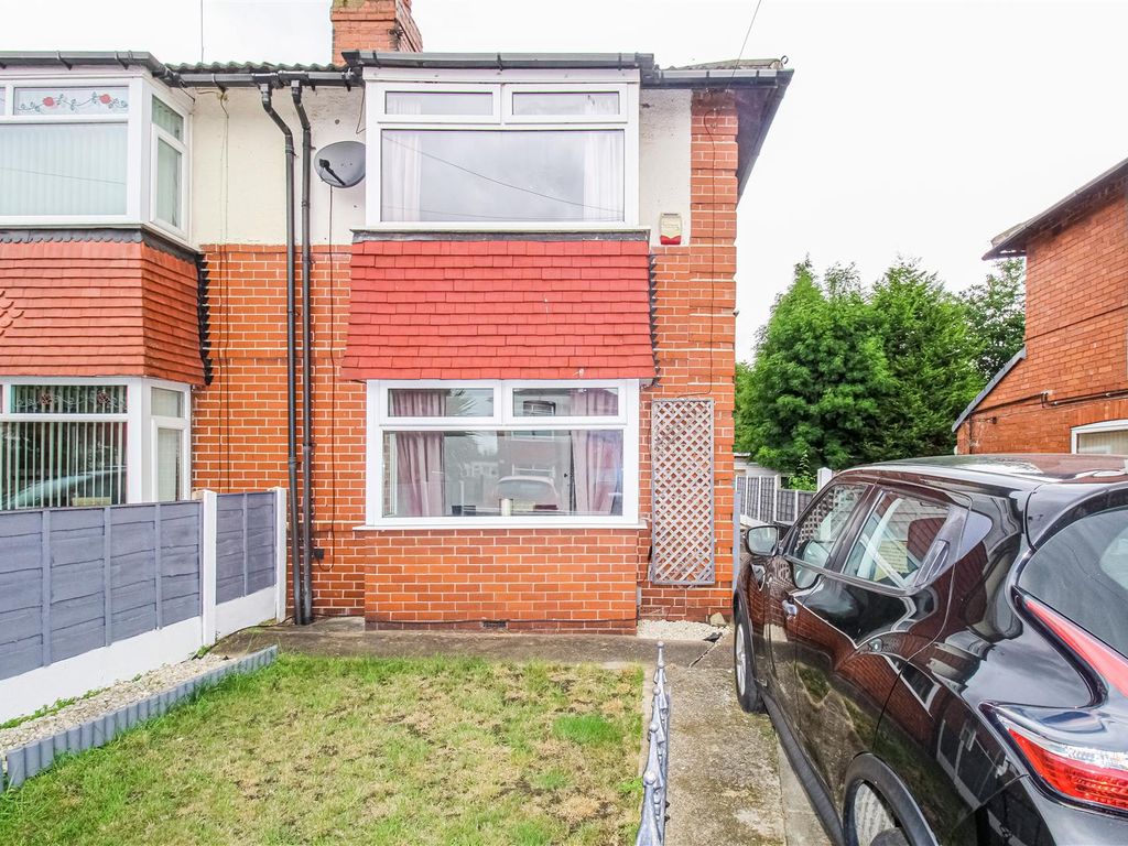 3 bed semidetached house for sale in Charles Avenue, Agbrigg
