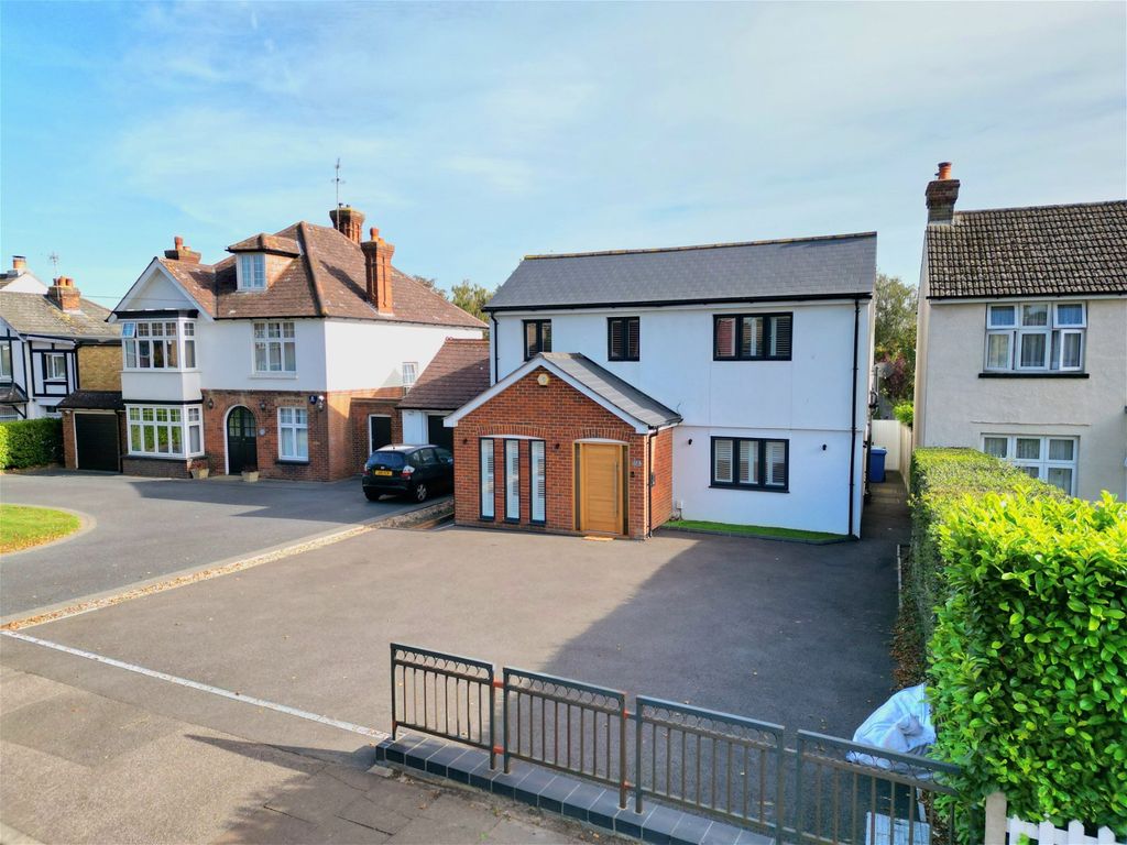 4 bed detached house for sale in Borden Lane, Sittingbourne ME10, £