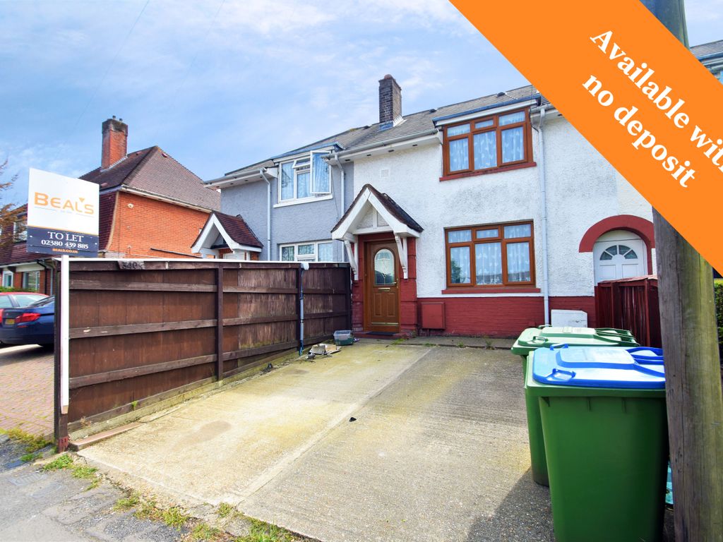 3 bed terraced house to rent in Bursledon Road, Southampton SO19, £