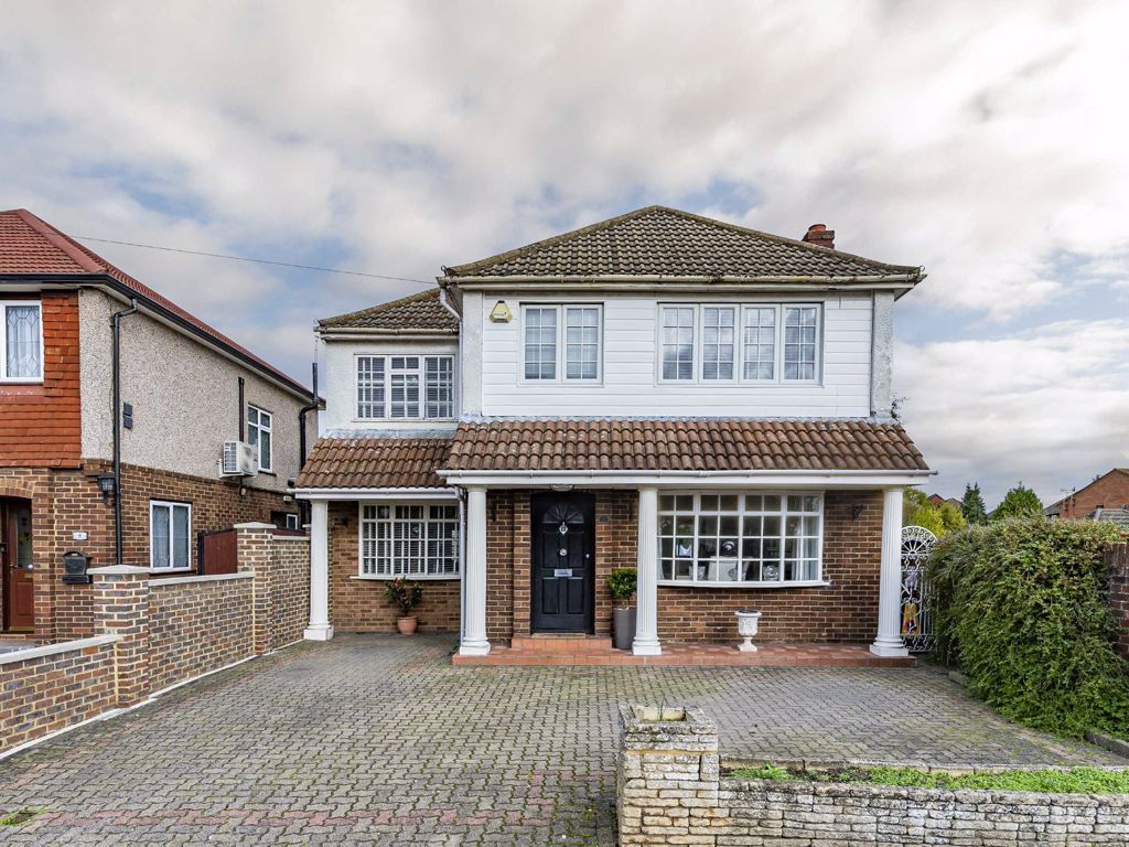 4 bed detached house for sale in Horsham Road, Feltham TW14 Zoopla
