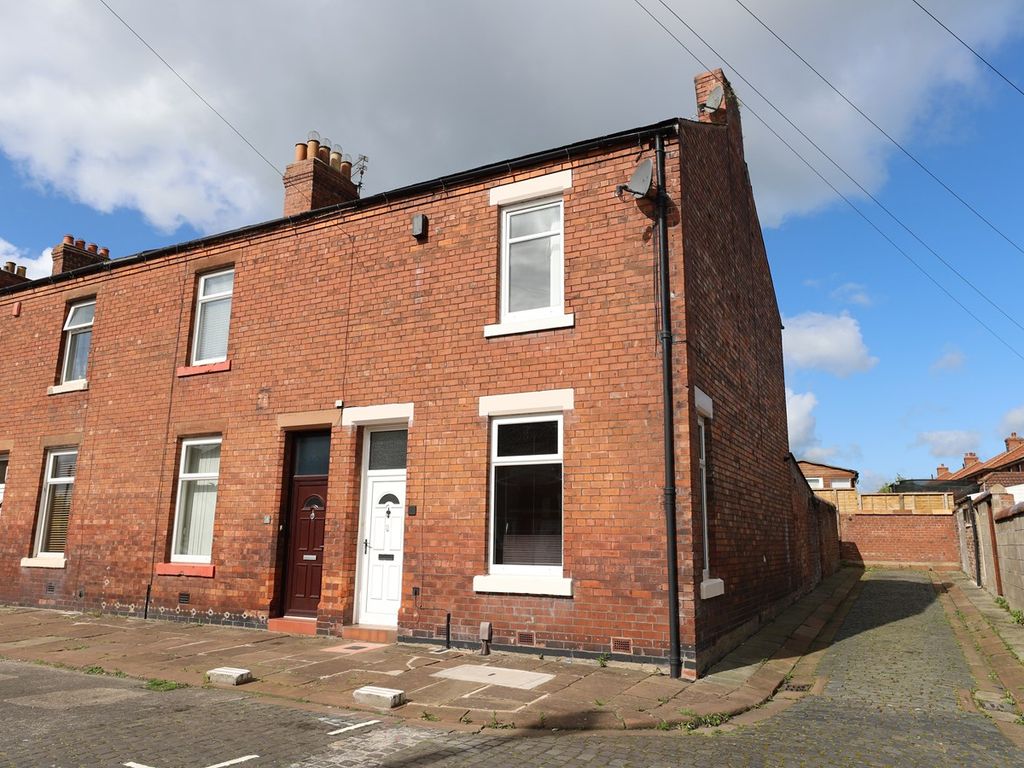 3 bed terraced house for sale in Cranbourne Road, Off Newtown Road