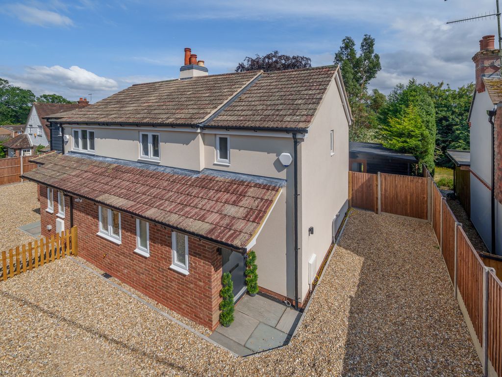 3 bed detached house for sale in Sunnydell Lane, Wrecclesham, Farnham