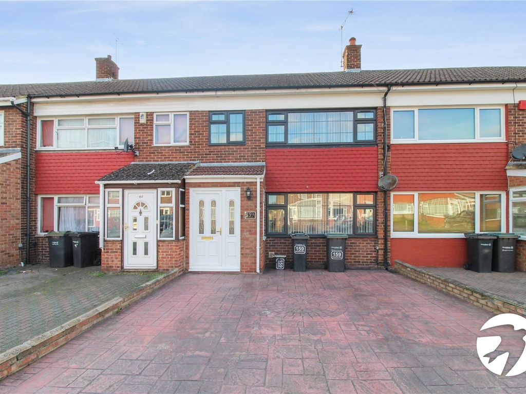 3 bed terraced house to rent in Beaumont Drive, Northfleet, Gravesend