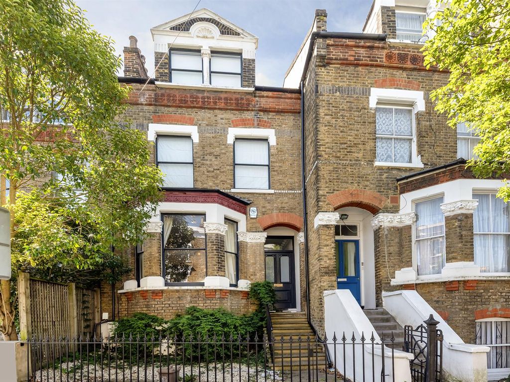 5 bed terraced house for sale in Lyndhurst Grove, London SE15, £