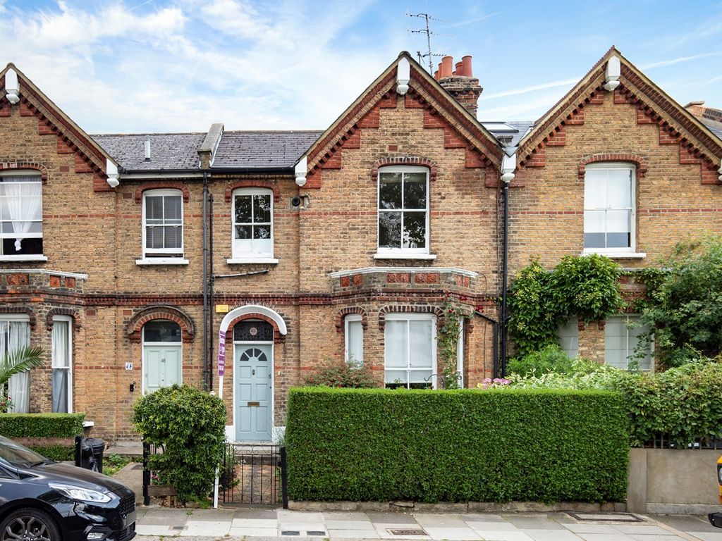 1 bed flat for sale in Iffley Road, Brackenbury Village, Hammersmith