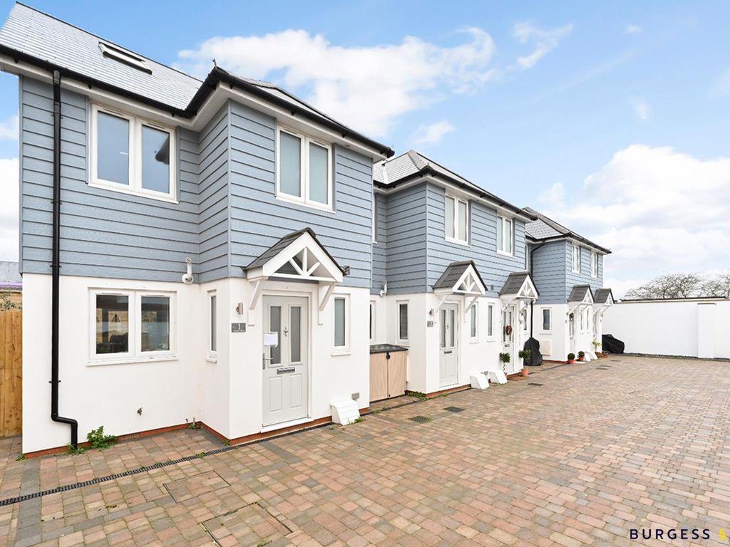 3 bed town house for sale in Off London Road, BexhillOnSea TN39, £