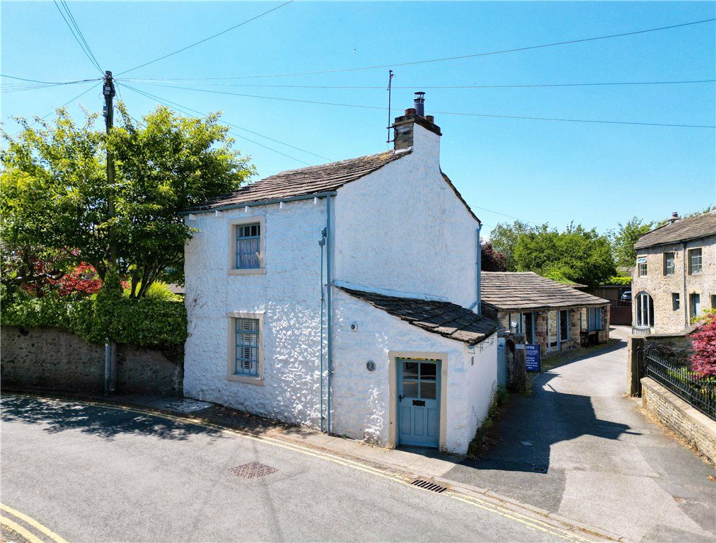 2 bed detached house for sale in West Street, Gargrave, Skipton, North