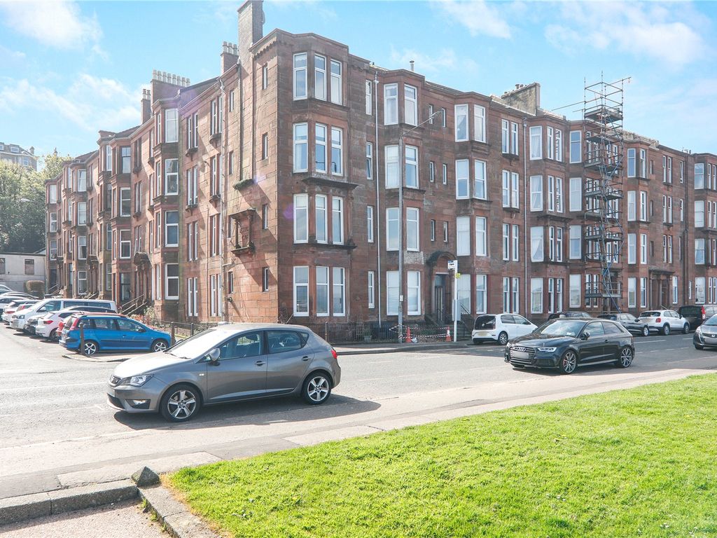 3 bed flat for sale in Albert Road, Gourock, Inverclyde PA19, £170,000