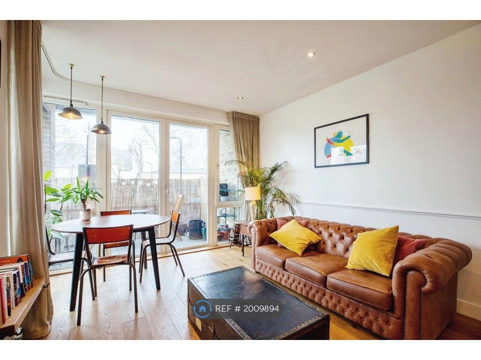 2 bed flat to rent in City Mill Apartments, London E8, £2,600 pcm Zoopla