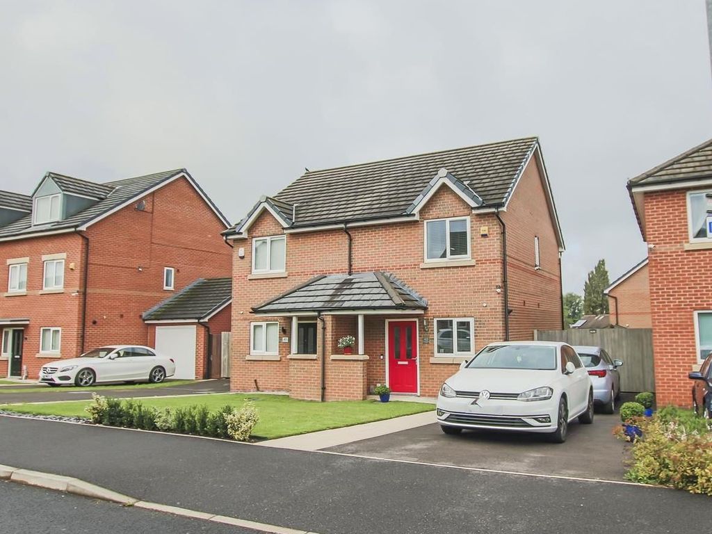 2 bed semidetached house for sale in Brandlehow Drive, Middleton