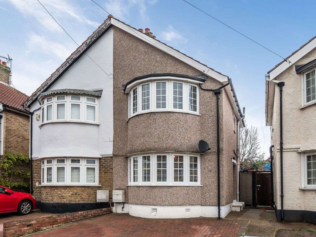 2 bed semidetached house for sale in Sidmouth Road, Welling DA16, £