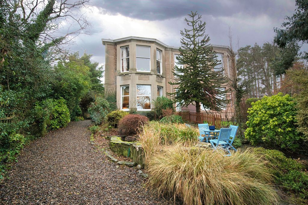 Lower Flat, 8 Union Terrace, Dundee, Angus DD3  