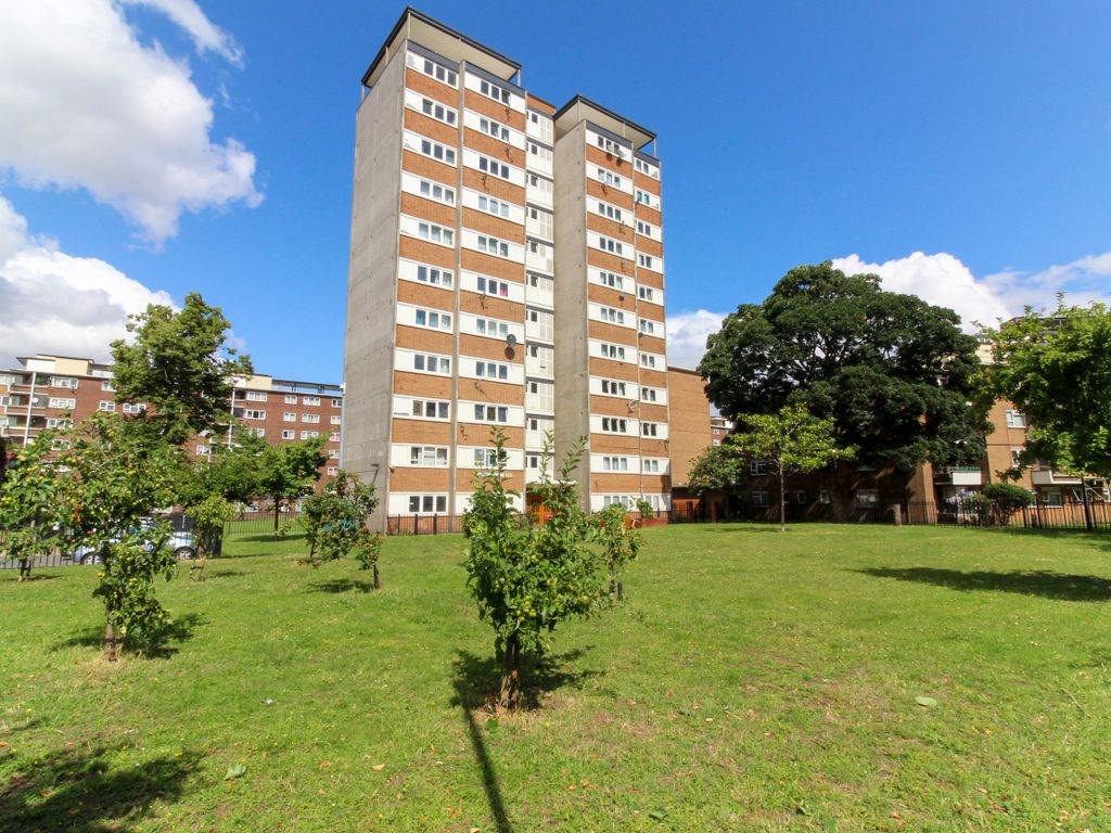 2 bed flat for sale in Studley Road, London SW4, £375,000 Zoopla