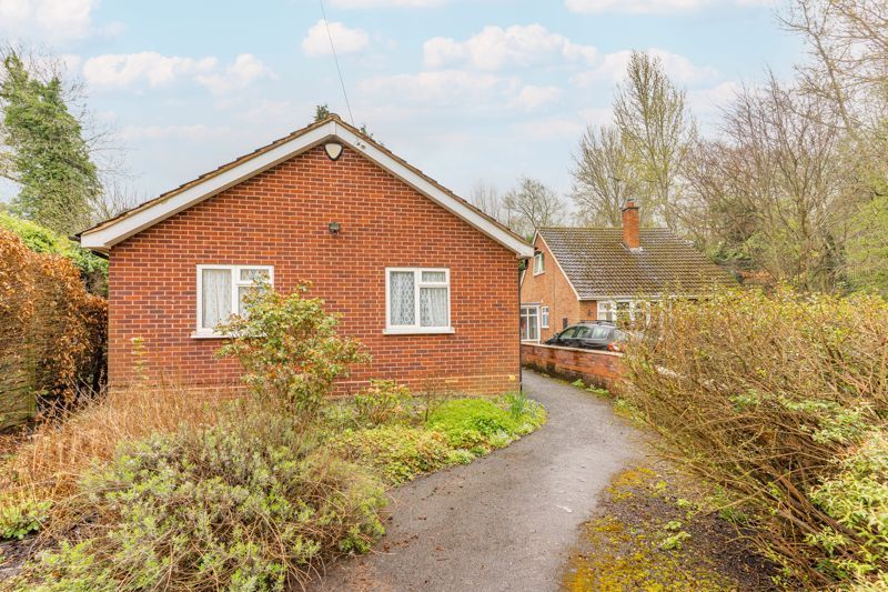 3 bed bungalow for sale in Spring Street, Stourbridge, West Midlands
