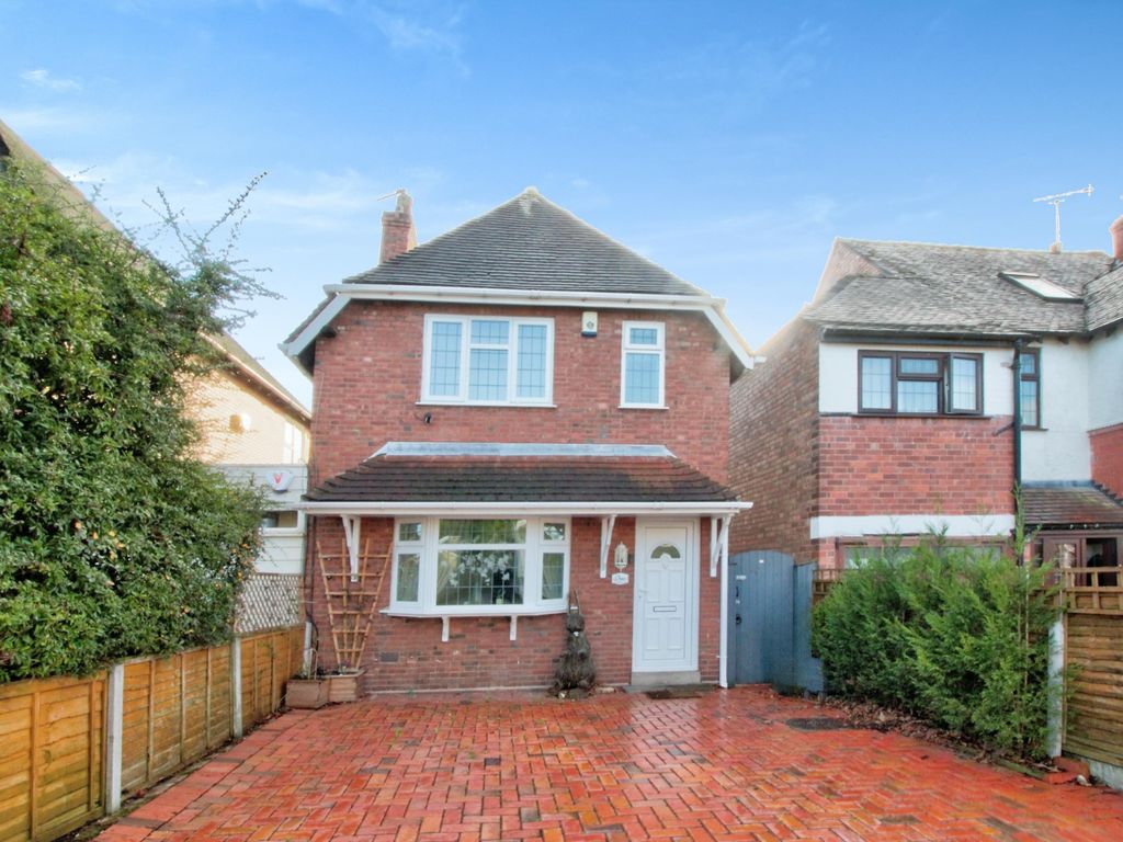 3 bed detached house for sale in The Minster, Penn Fields