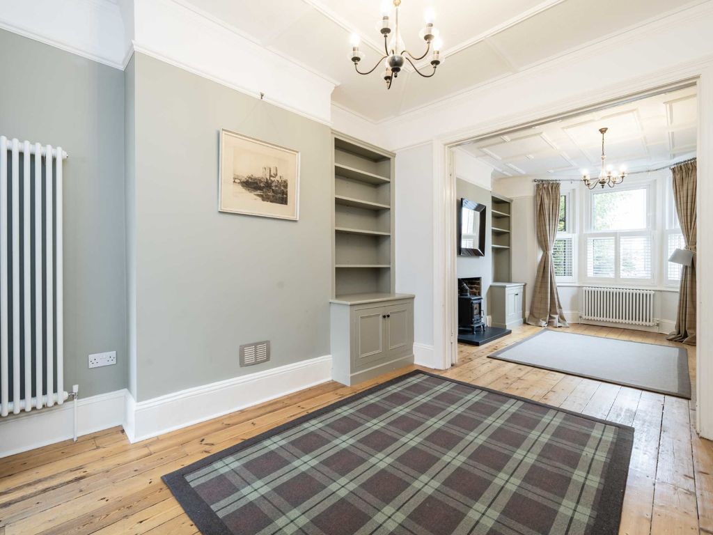 5 bed property to rent in Seward Road, London W7, £4,000 pcm Zoopla