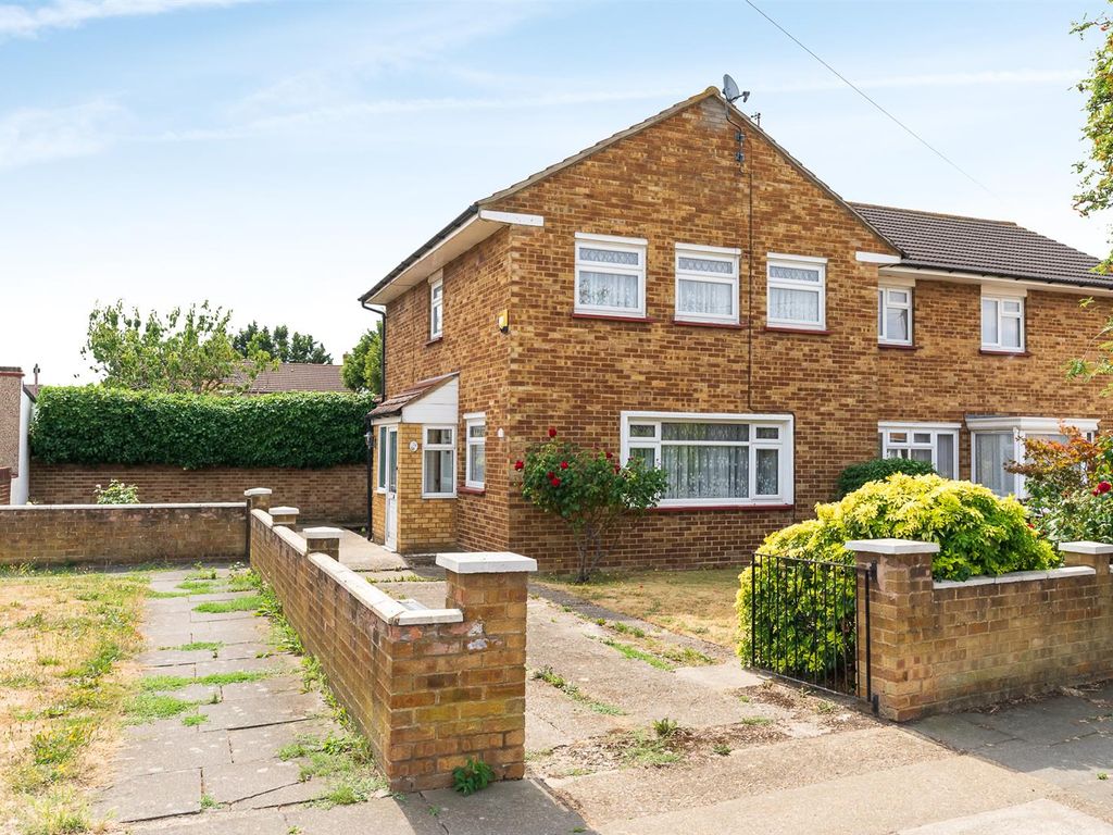3 bed semidetached house for sale in Mulberry Crescent, West Drayton