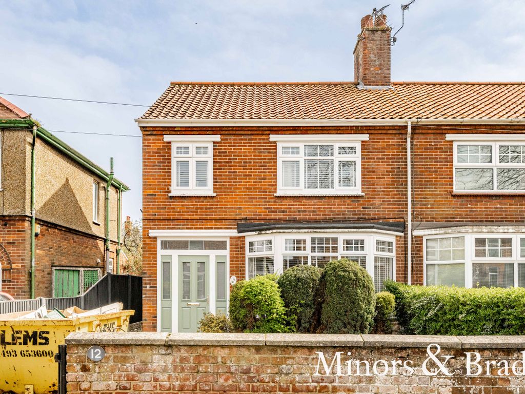 3 bed semidetached house for sale in Keyes Avenue, Great Yarmouth NR30
