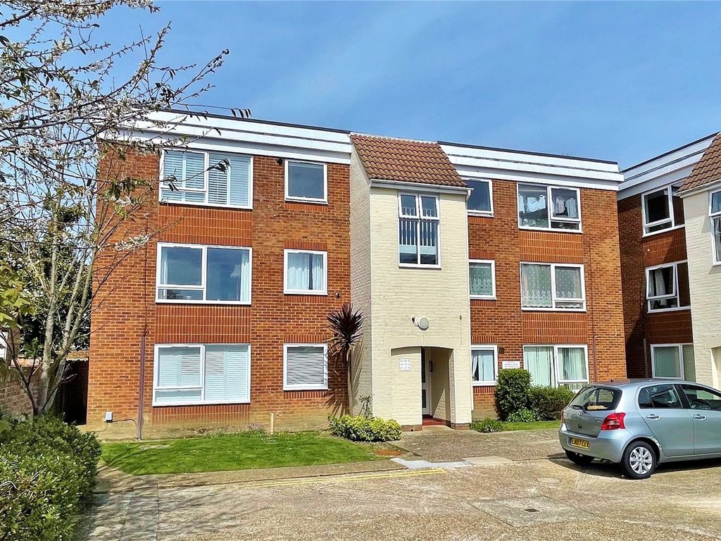 2 bed flat for sale in Downview Road, Worthing, West Sussex BN11, £