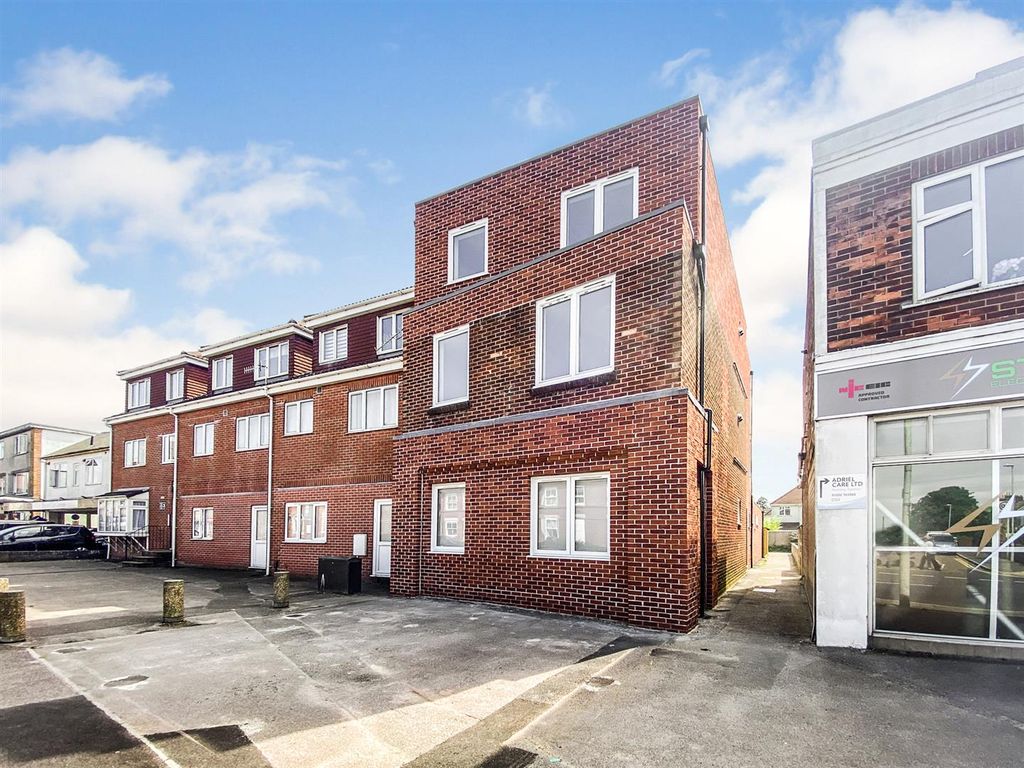 2 bed flat for sale in Ashley Road, Parkstone, Poole BH14 Zoopla