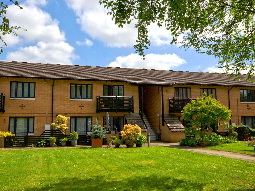 Salisbury Place, Monkswell, Trumpington, Cambridge CB2  