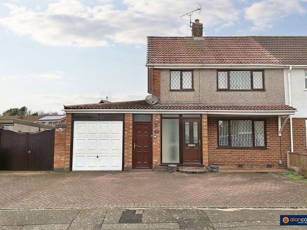 3 bed semidetached house for sale in Kingsley Crescent, Bulkington