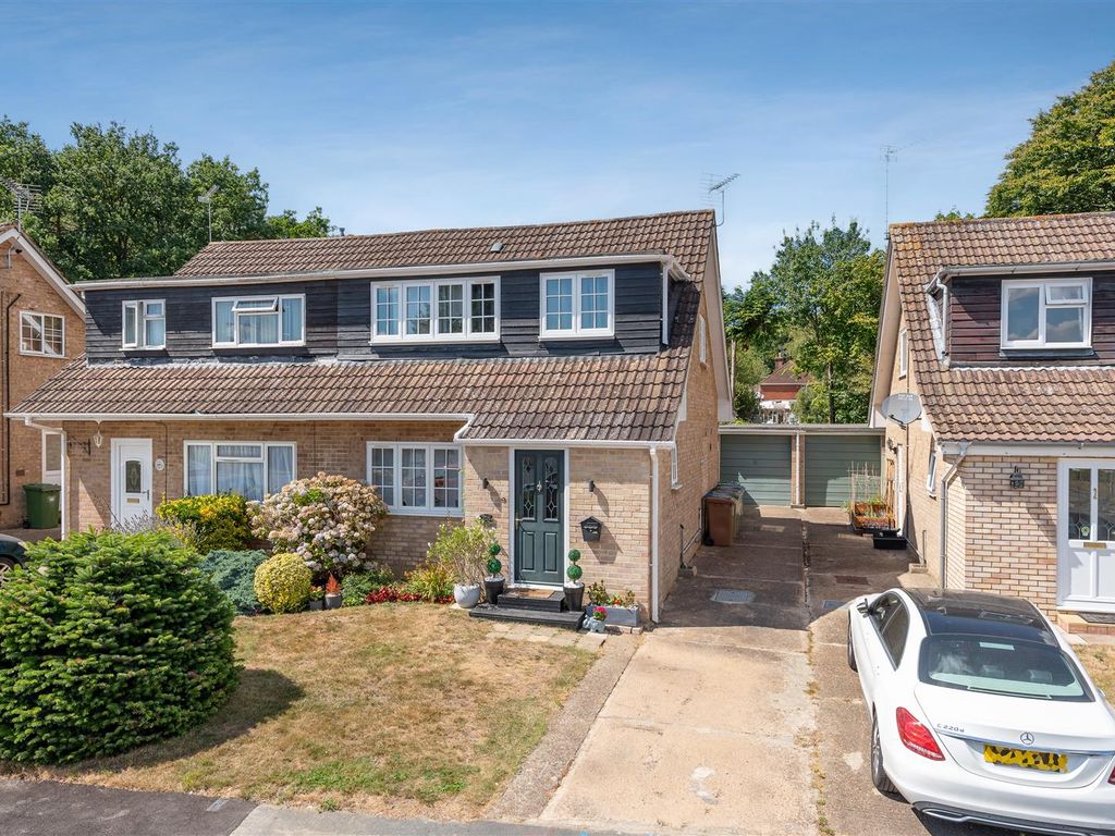 3 bed semidetached house for sale in Blackmoor Wood, Ascot SL5 Zoopla