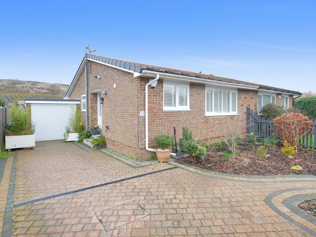 2 bed bungalow for sale in Dove Close, Hythe CT21, £350,000 Zoopla