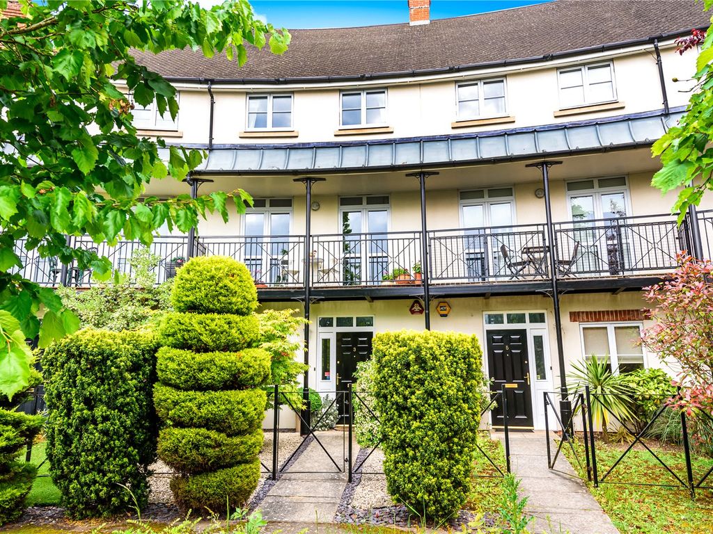 5 bed terraced house for sale in Lady Aylesford Avenue, Stanmore