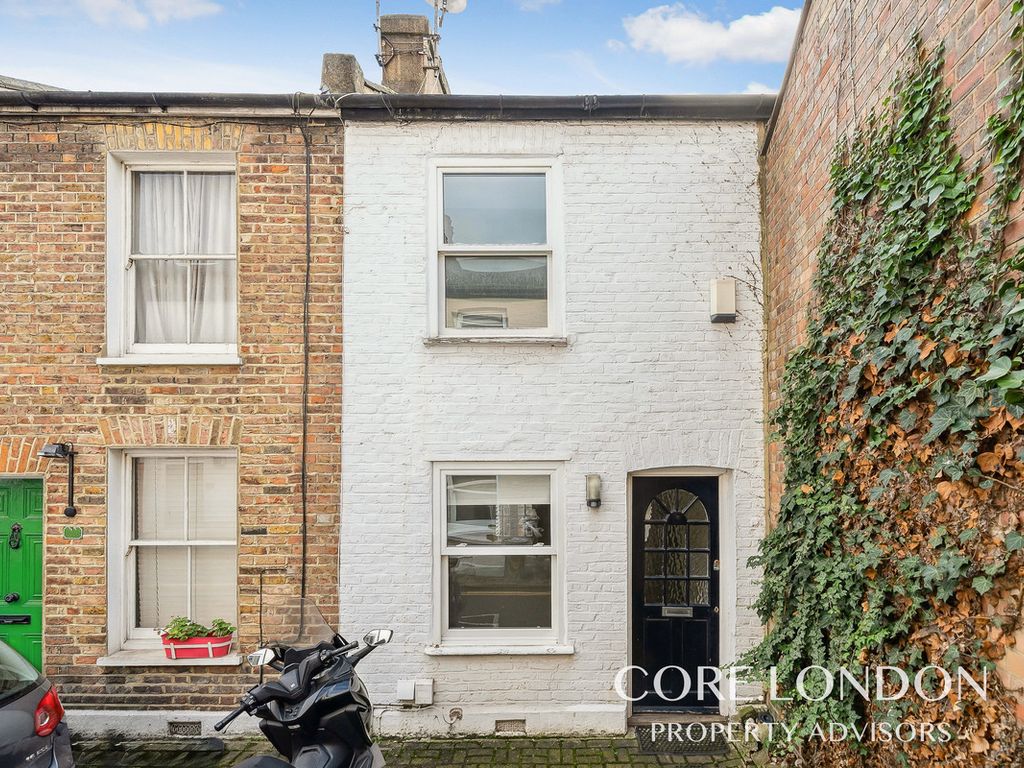 2 bed terraced house for sale in St Helens Road, Ealing W13, £549,950