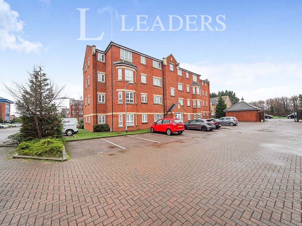2 bed flat to rent in Watling Gardens, Dunstable LU6 Zoopla