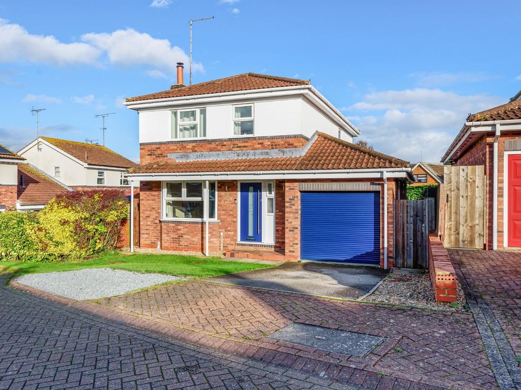 4 bed detached house for sale in Canada Drive, Cherry Burton, Beverley