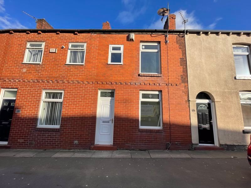 3 bed terraced house to rent in Bolton Road, Westhoughton, Bolton BL5