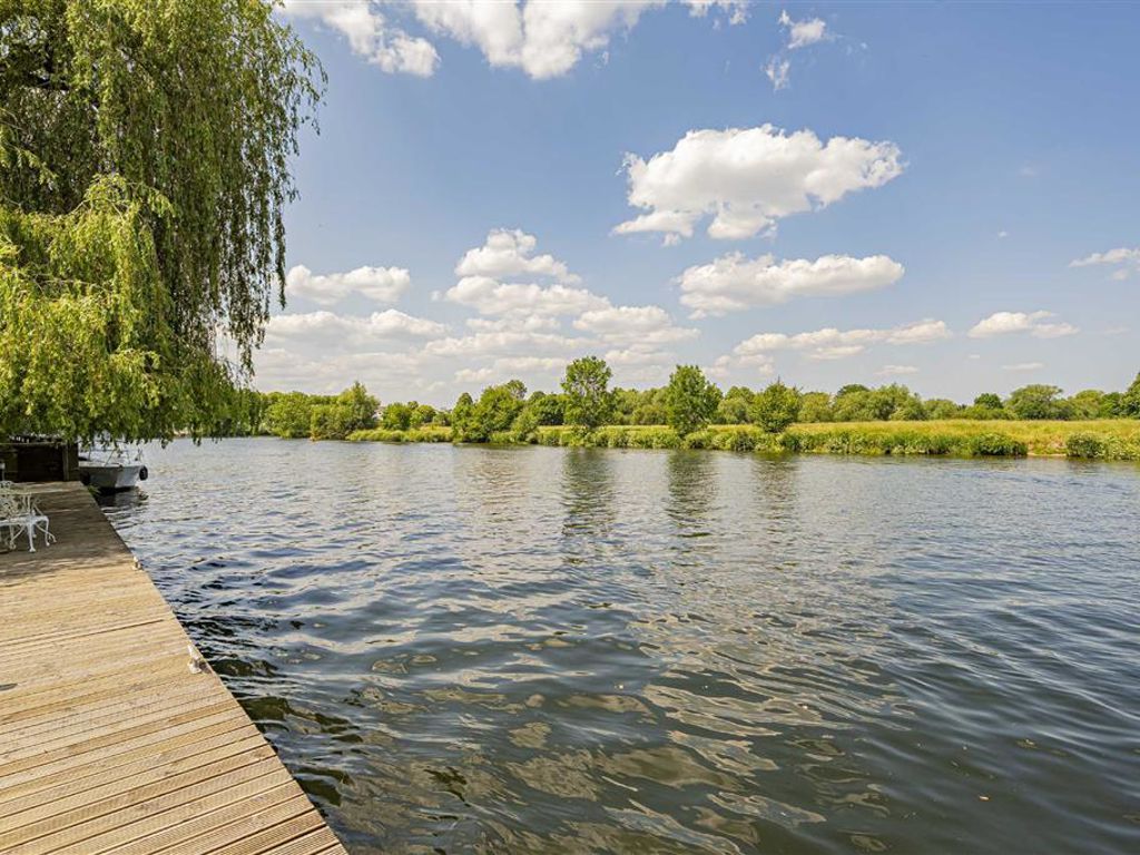 6 bed detached house for sale in Mill Lane, Windsor SL4 Zoopla