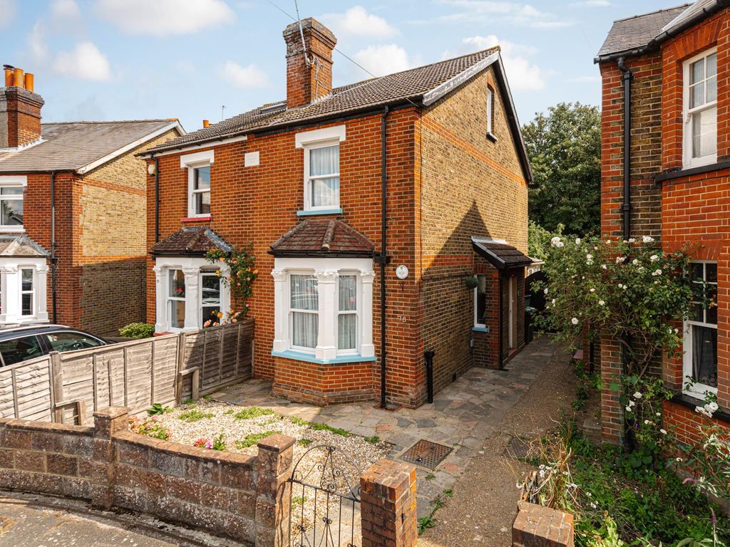 2 bed semidetached house for sale in Miles Road, Epsom KT19, £510,000