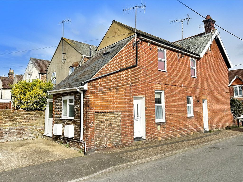 1 bed flat for sale in East Ham Road, Littlehampton, West Sussex BN17