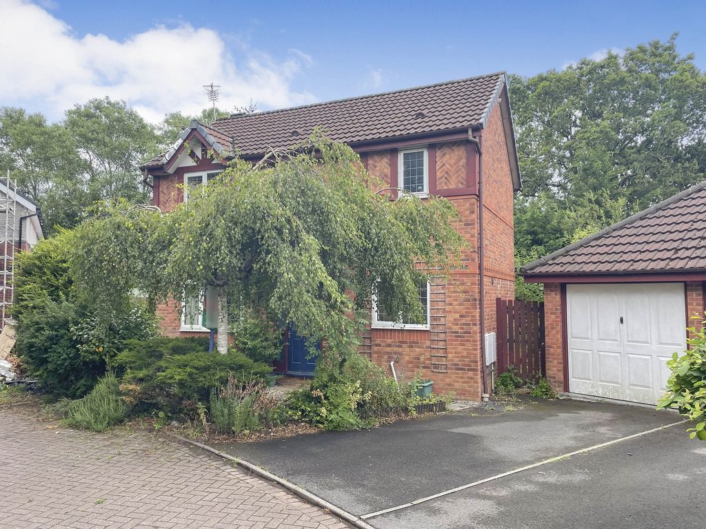 3 bed detached house for sale in Rushfield Gardens, Bridgend, Bridgend