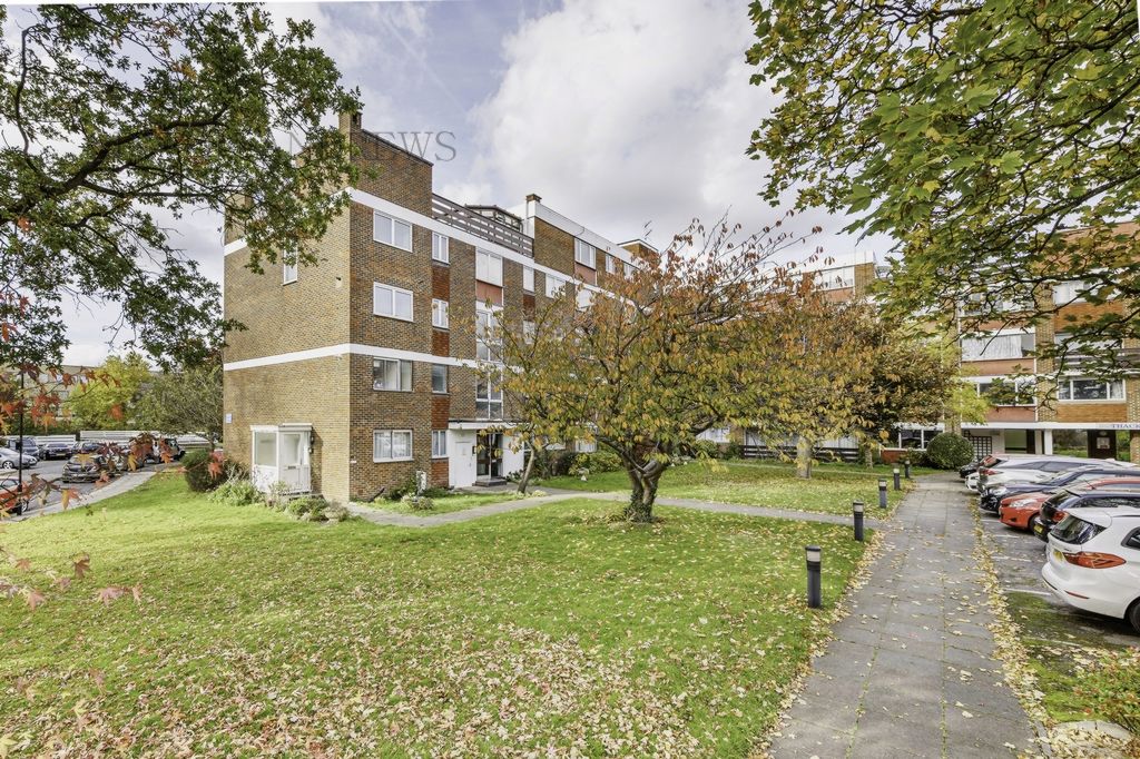Thackeray Court, Hanger Vale Lane, Ealing W5  