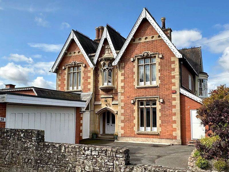 5 bed semidetached house for sale in Hampton Park Road, Hereford HR1